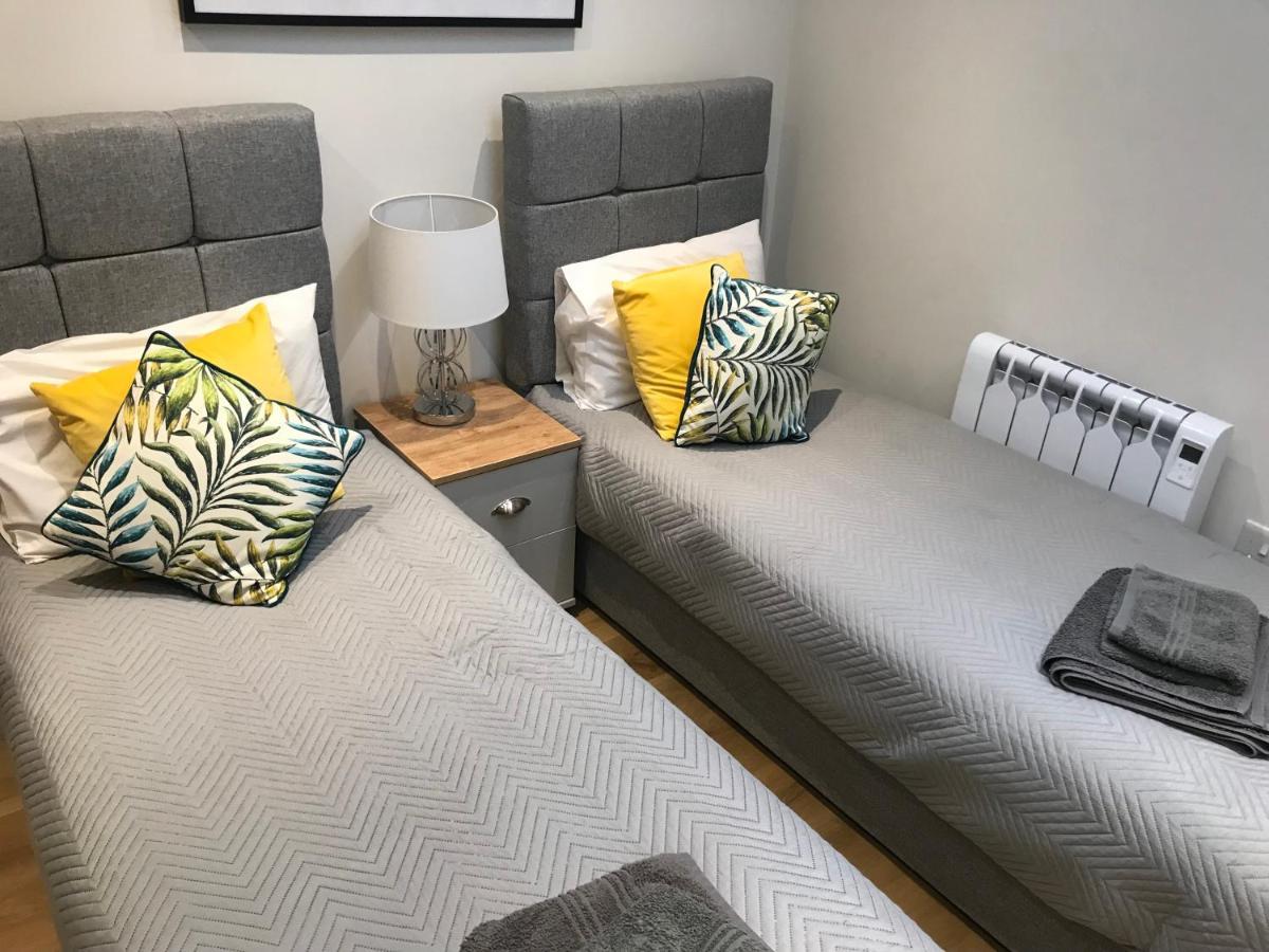 Heart Of Henley 1 & 2 Bedroom Apartments Экстерьер фото